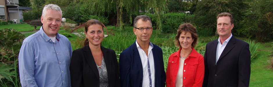 Wij wensen iedereen fijne feestdagen en een gelukkig en gezond nieuwjaar. Lees in ons onze nieuwsbrief een overzicht van de projecten die in 2017 op ons konden rekenen. mailchi.mp/578c919b4549/e…