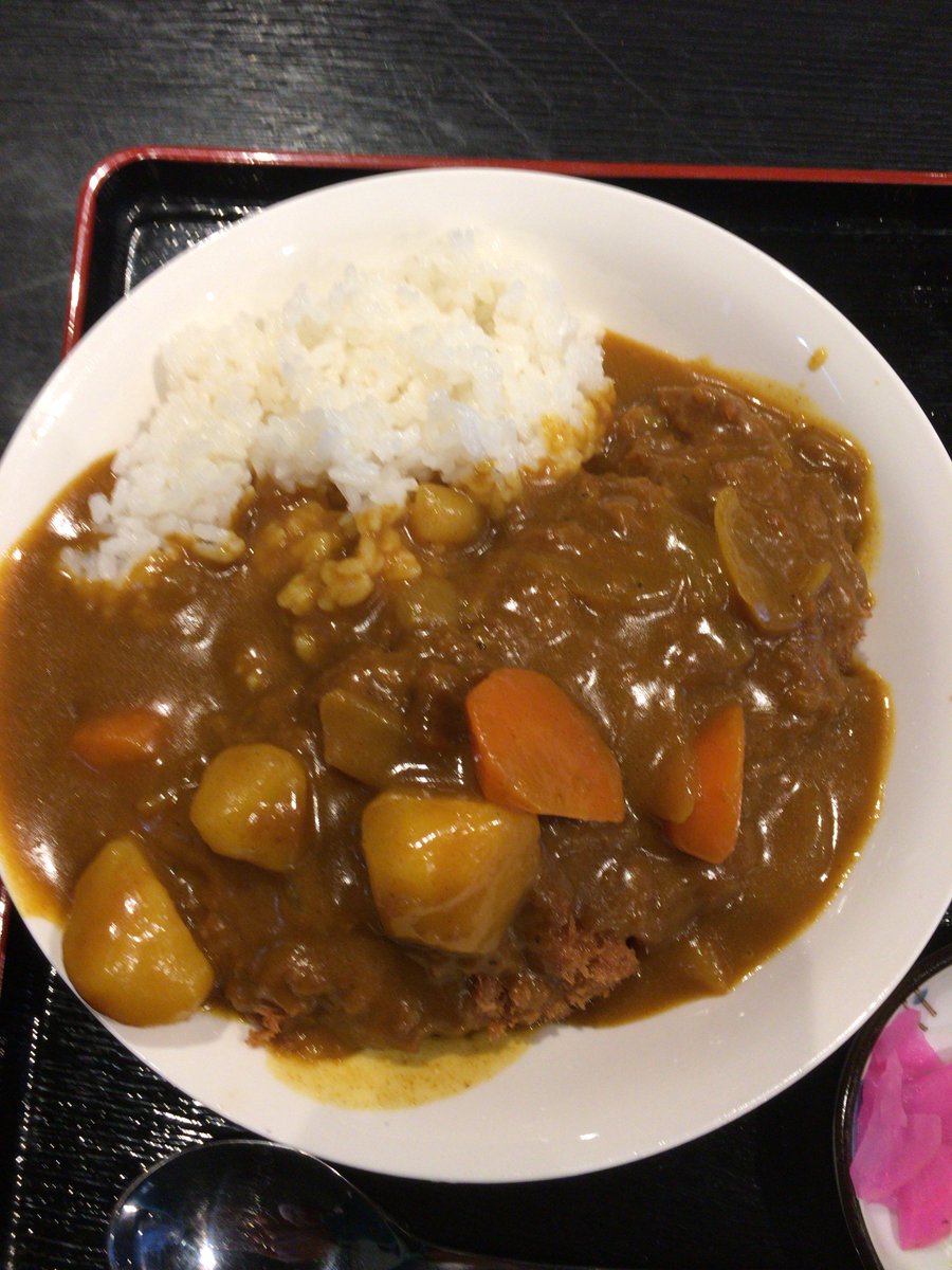 komorifusimi's tweet photo. 今日のカツカレーです。今日は少し辛口。 https://t.co/riunhcaxxC