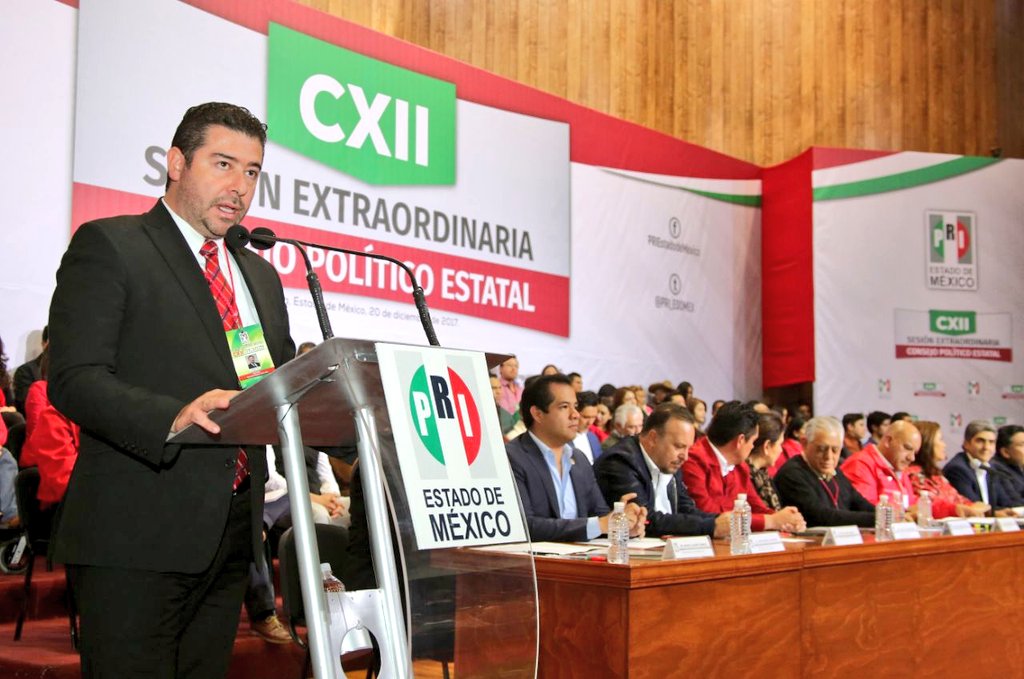 palaciosarzate's tweet photo. Tuve el honor de participar en la CXII Sesión Extraordinaria del Consejo Político Estatal, donde nuestro presidente @ErnestoNemer hizo oficial la transformación del #ICADEP a "Instituto Reyes Herololes" #SomosReyesHeroles https://t.co/xywlyjM2tS