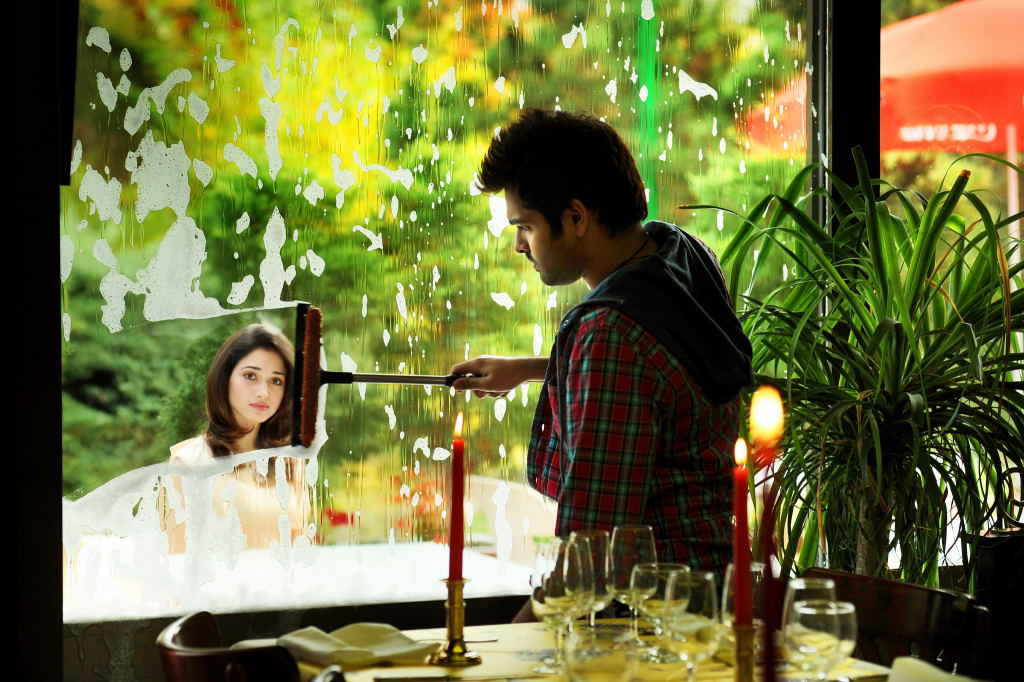 sandyp_tweets's tweet photo. Happy birthday @tamannaahspeaks On behalf of @ramsayz fans ❣ #EPlover https://t.co/XNgtAwyLmK