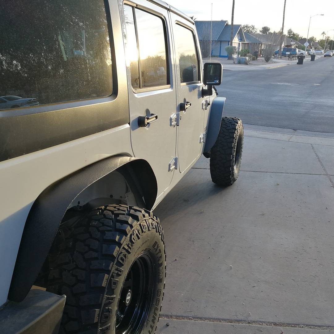 DickCepekTires's tweet photo. Our Extreme Countries don’t care if it's mud or pavement! Let's go #CEPEKN PC: p_e_smithjr https://t.co/yehLMLAaIN