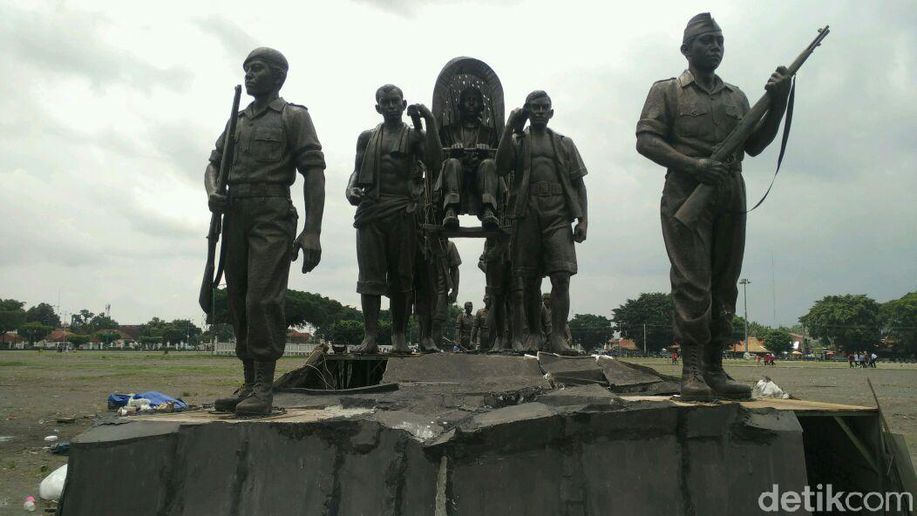 Ada Patung Jenderal Soedirman di Alun-alun Utara Yogyakarta detik.id/VlDT2g