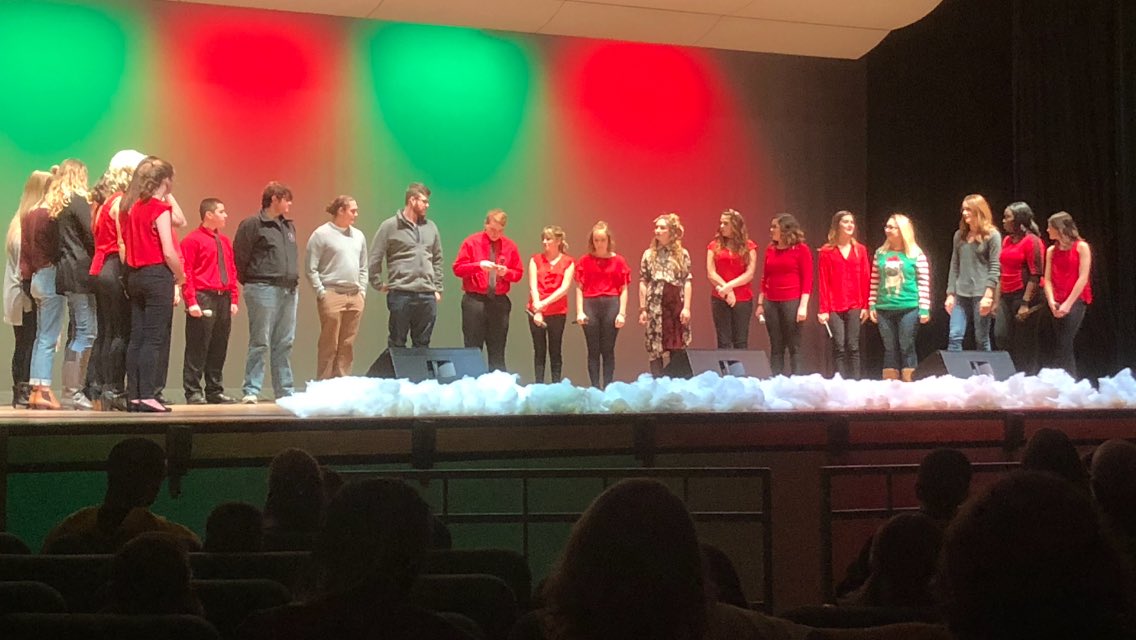 Pcsupt's tweet image. Touch of Class alumni performing with current TOC. Very cool. Always a Redskin!