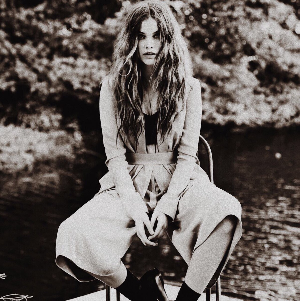 ❛ La beauté commence au moment où vous décidez d’être vous-même.❜🕊