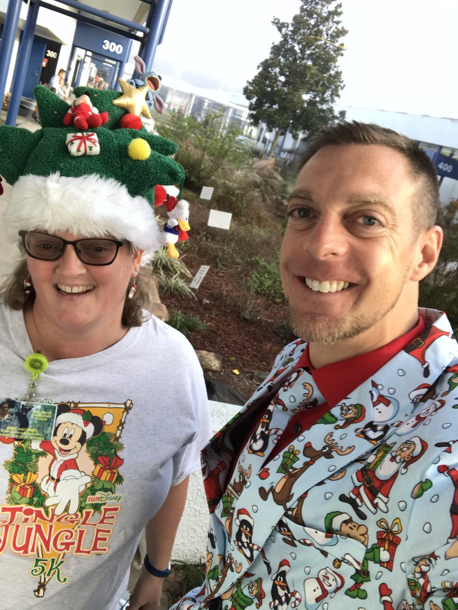 PrincipalPagano's tweet photo. Thanks to @DoylePges @katlynkline90 and the 4th grade team for this awesome Holiday suit! I’d wear it all the time if I could! You are an incredible group of educators https://t.co/PLGlWCZYqH