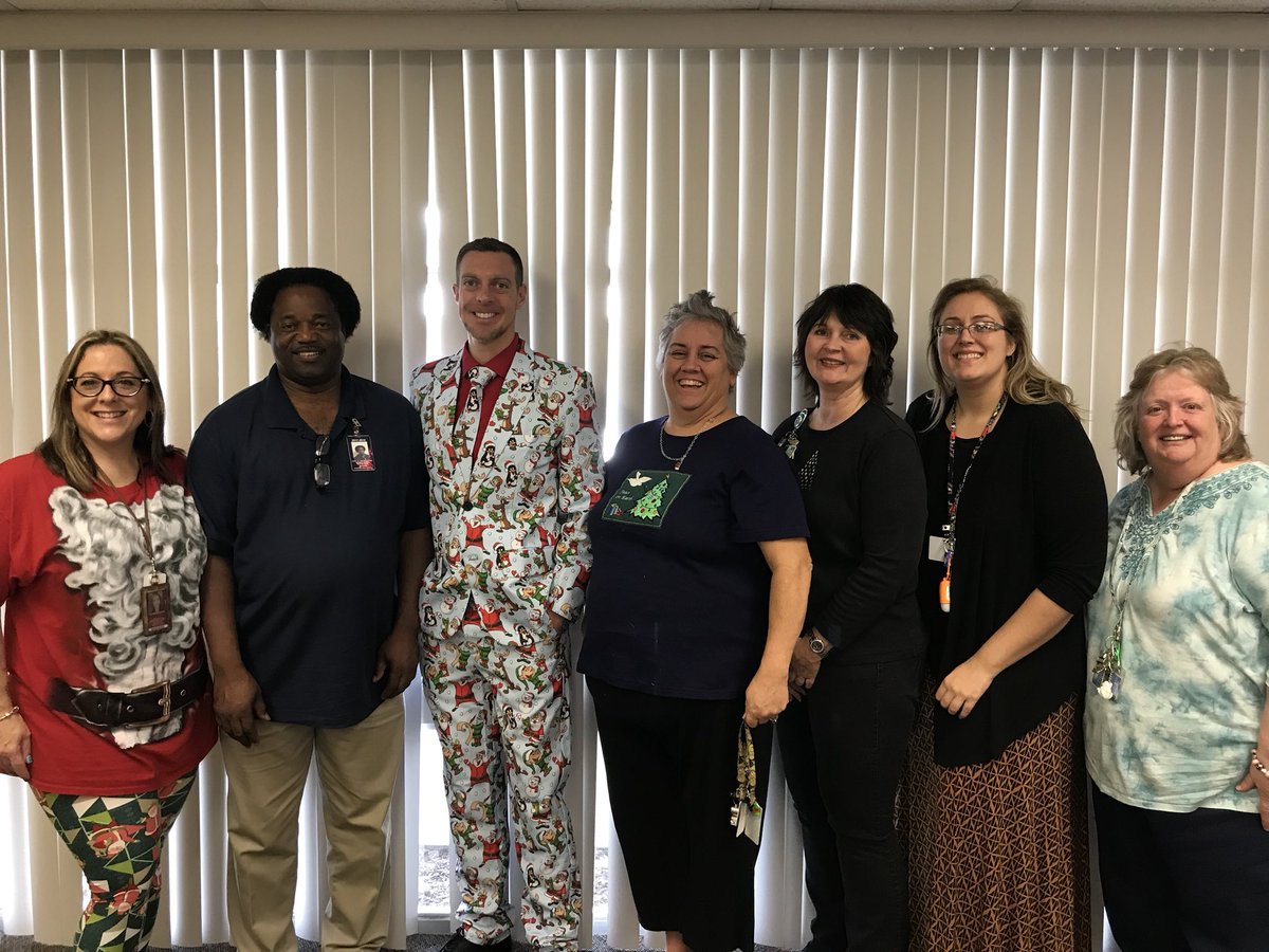 PrincipalPagano's tweet photo. Thanks to @DoylePges @katlynkline90 and the 4th grade team for this awesome Holiday suit! I’d wear it all the time if I could! You are an incredible group of educators https://t.co/PLGlWCZYqH
