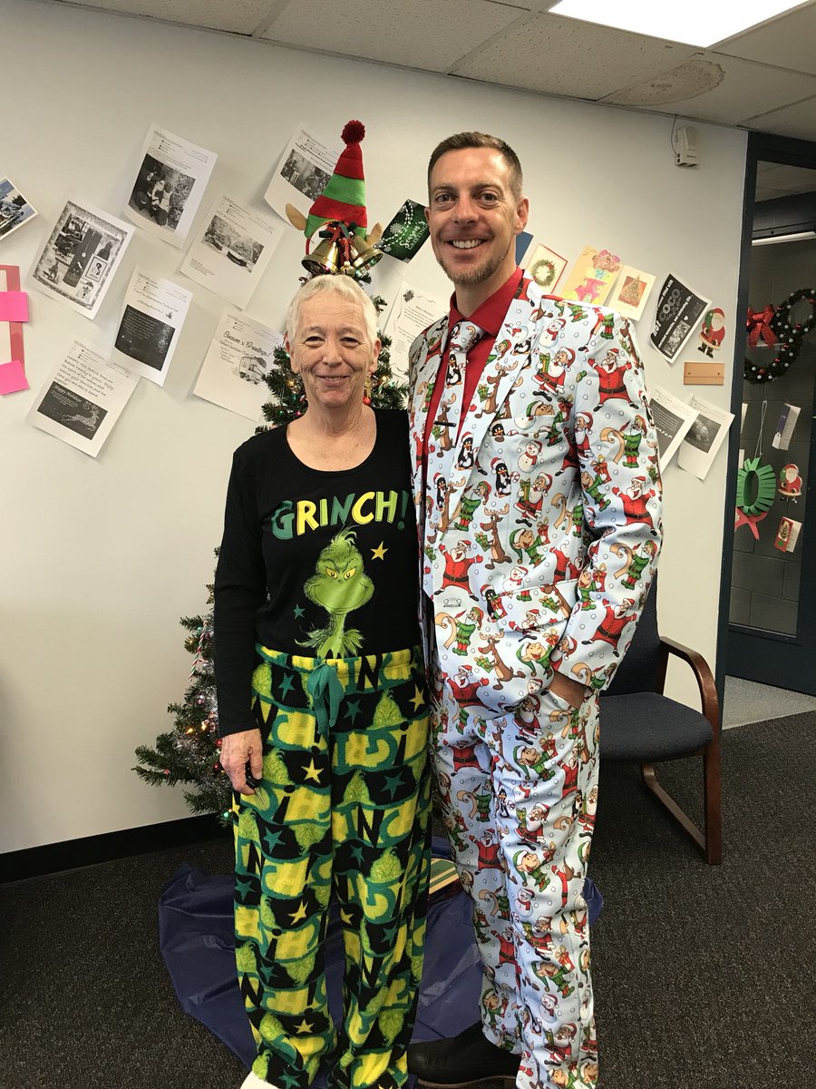PrincipalPagano's tweet photo. Thanks to @DoylePges @katlynkline90 and the 4th grade team for this awesome Holiday suit! I’d wear it all the time if I could! You are an incredible group of educators https://t.co/PLGlWCZYqH