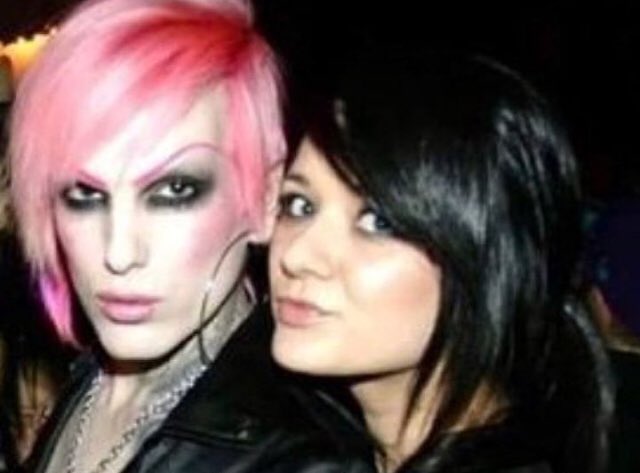 lets visit one of Crystal’s old best friends: Jeffree Star.