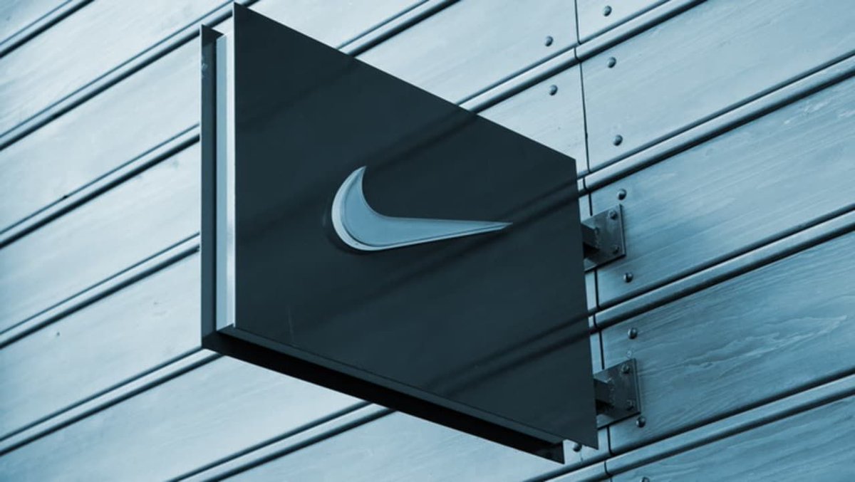 FastCompany's tweet photo. .@Nike’s chief sustainability officer discusses how Nike plans to rethink methods of production for more eco-friendly factories and products, while still maintaining the quality customers know and trust https://t.co/78Y5cob2NC https://t.co/qwpklZcPLN