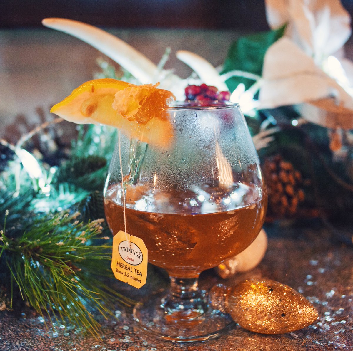 #bartender Hollie’s ‘Hot Toddy’ has got us warmed up &amp; offically #holiday ready! 🔥❄️🥃 #WhiskeyWednesday #bourbon #drinks #cheers #XmasTreats @TwiningsTeaUK #Danville #cocktail #dinner #WinterSolstice