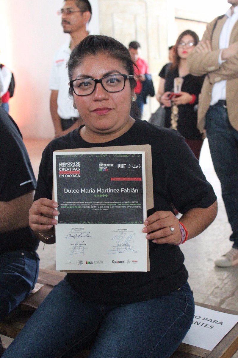 utvco's tweet photo. #Oaxaca 1er. estado de la República Mexicana donde se impartió el programa #OC3MITDLabMX Creación de Comunidades Creativas, en donde participó la #UTVCO junto a 25 activistas en innovación, para crear soluciones ante las problemáticas de pobreza.

#OrgulloUTVCO https://t.co/Yocg8IvkTI