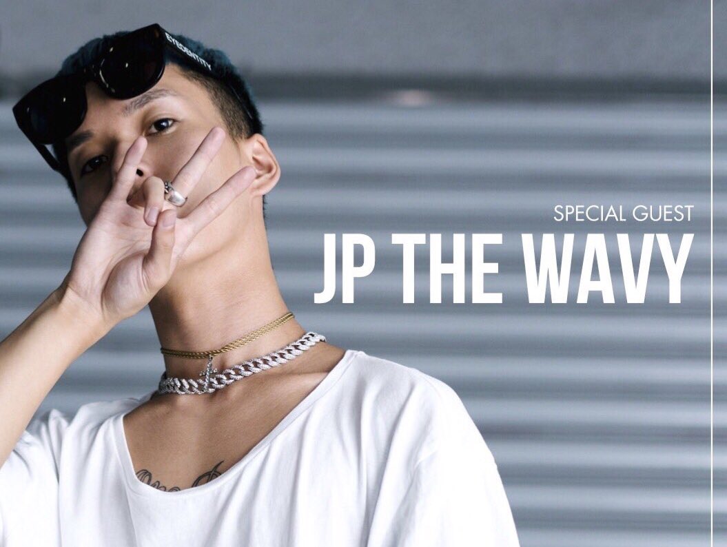 DOG_OSAKA's tweet photo. 💥イベント情報💥
DOG presents の2018年最初のイベントに韓国の次世代のHIPHOPスターの
【Sik-k】 が遂に大阪初降臨！

日本人からはJP THE WAVYの出演も決定🔥🔥🔥
前売りチケットは↓↓↓
https://t.co/zCKy99FD8c

皆さんこの機会をお見逃しなく！ https://t.co/emxHK4FeYK