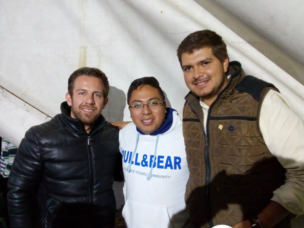 JP_SanAndres's tweet photo. Los jóvenes estamos más unidos que nunca y seguimos en la búsqueda de espacios para el desarrollo juvenil.. @Cesarjl @RjxmSnAndresCho @JP_SanAndres #Somospri #1De3 https://t.co/0Jr7eIU2SQ