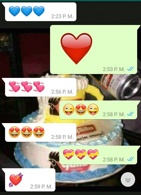VeronicPalencia's tweet photo. Nosotras parecemos más que amigas jajajaja te quiero mucho nena y gracias por hacerme reír en éste día https://t.co/s5L63xlhMu