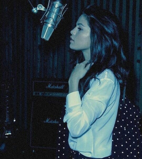 Escapate conmigo esta noche.