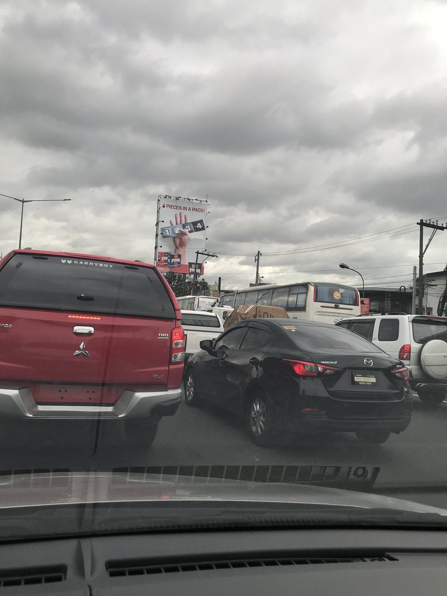 FaeldoLorgie's tweet photo. Carmageddon be like! #nlex https://t.co/RzrgdVD5GF
