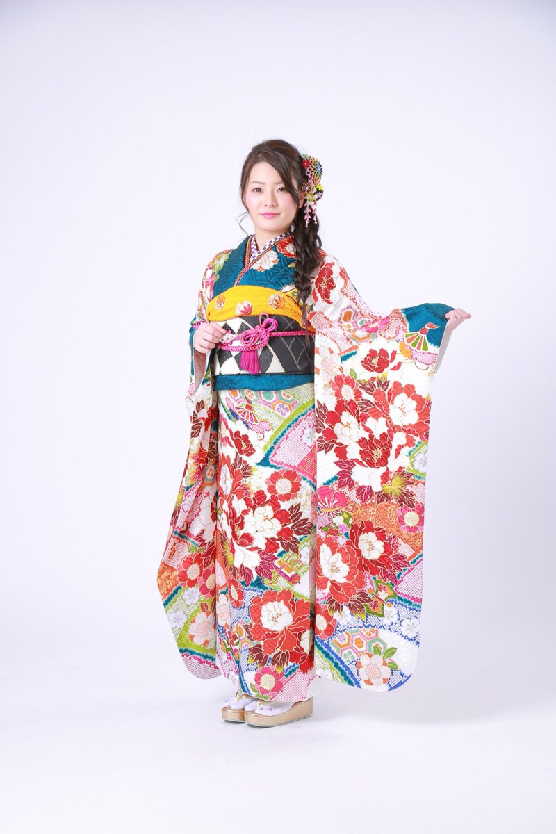 近藤仁美やしまg キモノグラース Pa Twitter ローラ さんの 振袖 通が気になるカラー 緑の振袖 髪を横に流してるのも 上品で素敵ですね T Co Hjlildbxz7 ヘアスタイル キモノグラース レンタル振袖 18 19 成人式 広島 T 近藤仁美やしまg キモノグラース Pa Twitter ローラ さんの 振袖 通が気になるカラー 緑の振袖 髪を横に流してるのも 上品で素敵ですね T Co Hjlildbxz7 ヘアスタイル キモノグラース レンタル振袖 18 19 成人式 広島 T