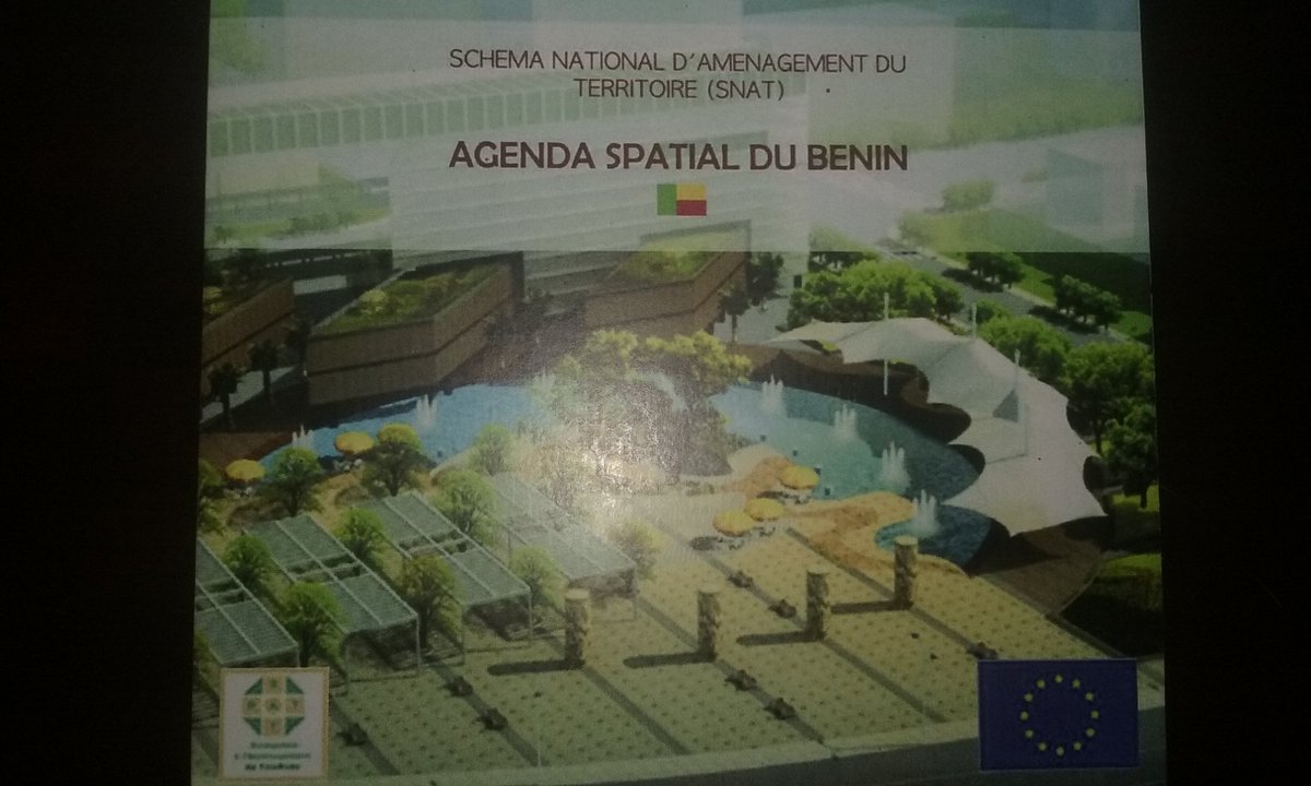 ancb_coopdec's tweet photo. La #DAT présente aux maires du bénin les projets et perspectives en termes d'aménagement du territoire#marchédesterritoires#agendaspatialdubenin#Dassa https://t.co/OqLzjcv83k