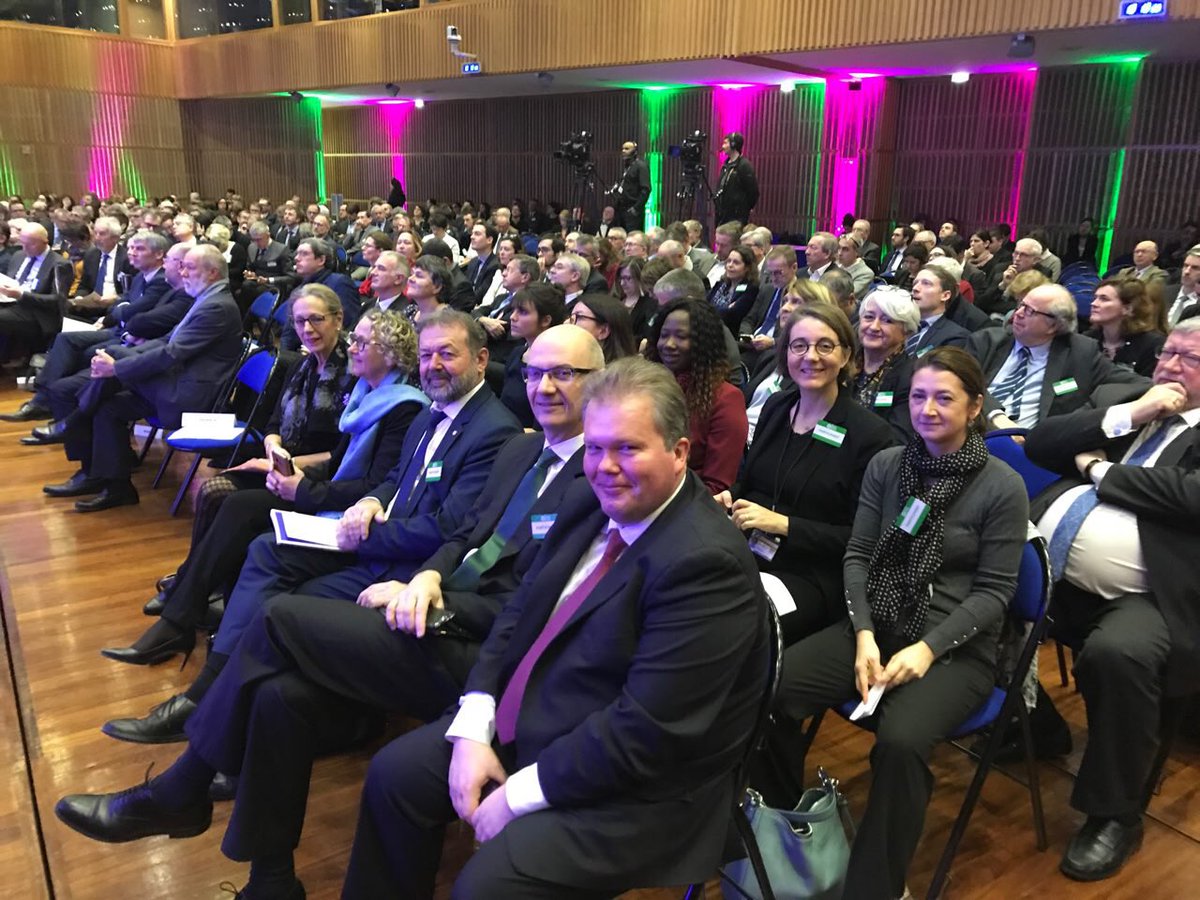 CdLavergne's tweet photo. Clôture des #EGAlim avec @StTRAVERT 

Présentation des contributions citoyennes avec @CapCollectif et des ateliers en région 

Aboutissement de 5 mois de mobilisation fortes partout sur les territoires : 74 ateliers en métropole et outre-mer et plus de 150 000 votes : merci ! https://t.co/iWaN6hetkG