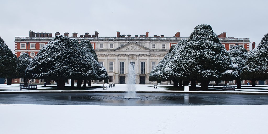 HRP_palaces's tweet photo. Today is the #wintersolstice - the shortest day of the year! Share your best wintry palace photos with us #PalacePhoto https://t.co/YSAMriHUyl