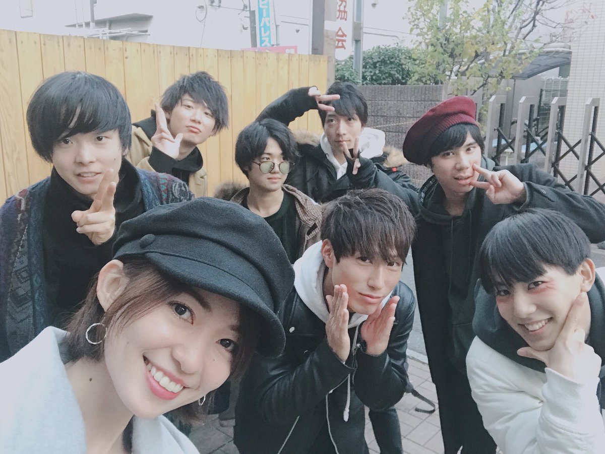 miki_66v's tweet photo. もとの事務所の
メンズアイドルグループ
#抜刀 のライブ見てきました*
弟たちががんばってるのを見てるような心境で
少し恥ずかしく
ほほえましかった、笑
お疲れさまでした( ^ω^ )!
#Batoh 応援お願いしまーす📣
#MiMiM もね😛 https://t.co/LggIASGw5d