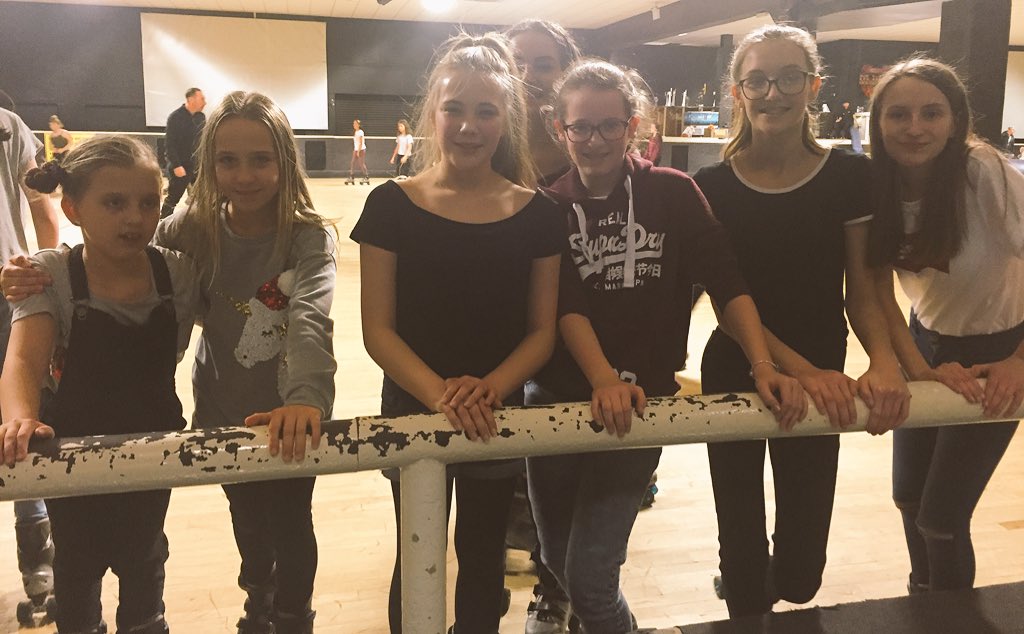 somercotesguide's tweet photo. The Guides chose Rollerworld for their Christmas trip this year. Here are some photos of roller-fun! Merry Christmas everyone from 1st Somercotes Guides 🎄 https://t.co/2zojfwoDFq