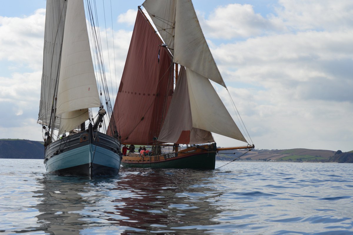 Shortest day of the year!! time to think about summer sailing. 
classic-sailing.co.uk
#WinterSolstice  #summersailing #traditionalboats #classicsailing