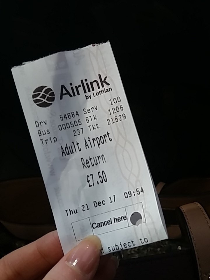 EdBusAdventures's tweet photo. @on_lothianbuses We're off on the airlink for an exciting Christmas adventure! https://t.co/9dCrBEuK6V