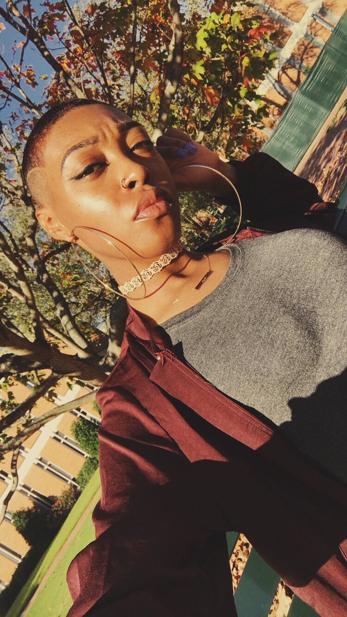 tinybutsosassy's tweet photo. I guess I’ll partake too. #BlackQueensofUNCC https://t.co/Tr9VW5emNQ