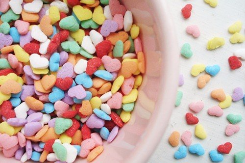 GoaGrapevine's tweet photo. Heart sprinkles serves as a perfect top[ping for my desserts! 
#goagrapevine #bloggerlife #foodblogger #travelblogger #goa #blogsofgoa #GoaLife #Tourism #Dessert #Baking #PrettyThings https://t.co/wQQXVsSR1C