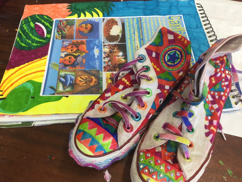 WGSG_artsmark's tweet photo. Yr 9 cultural decoration project. April-Laurena's boots inspired by the Caribbean. @WilmingtonGSG https://t.co/bgcFvTe0Ay
