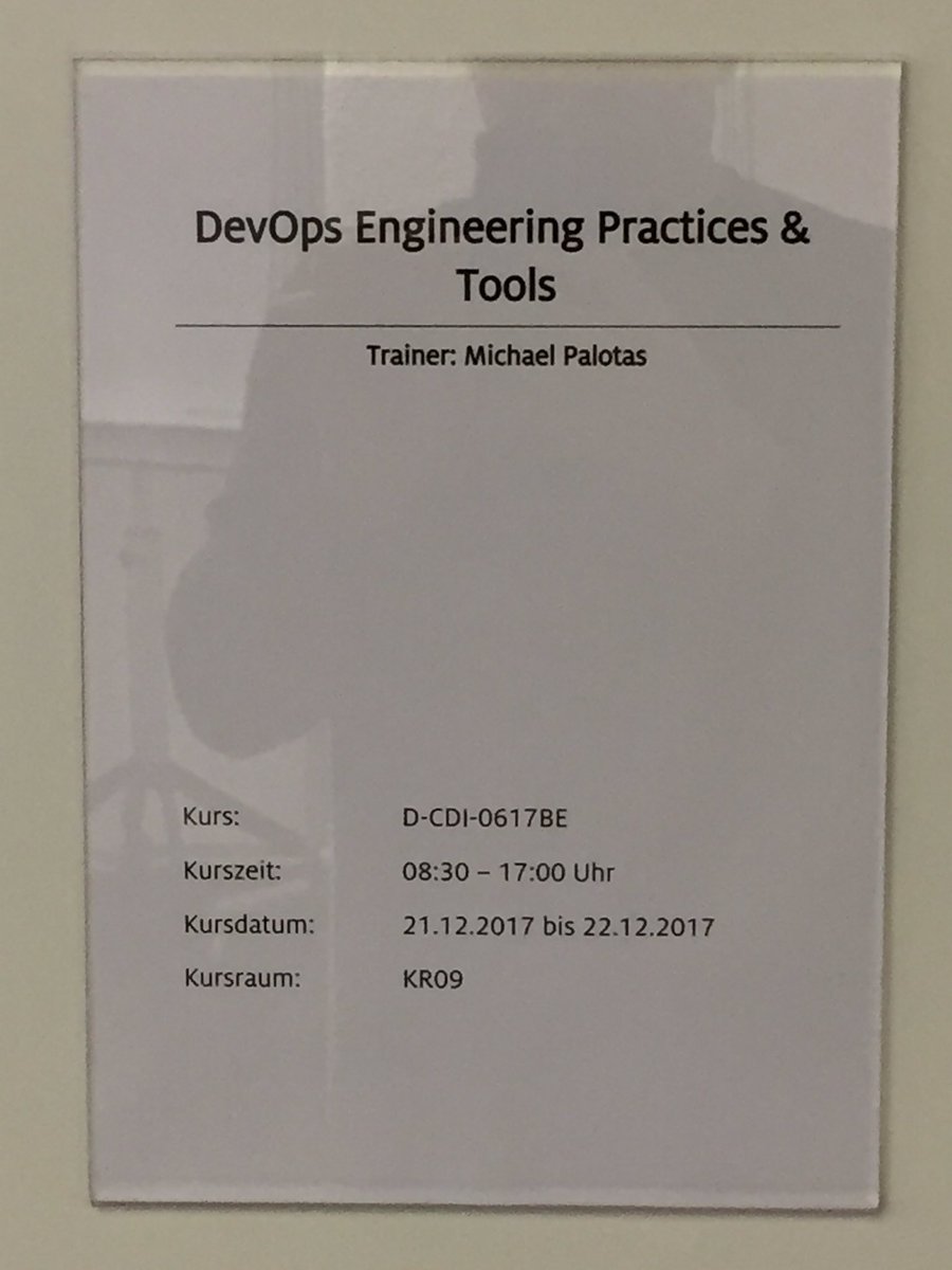 michael_palotas's tweet photo. Last training for this year. DevOps Engineering Practices & Tools. @DigicompCH #Element34 https://t.co/4rukWN5cue