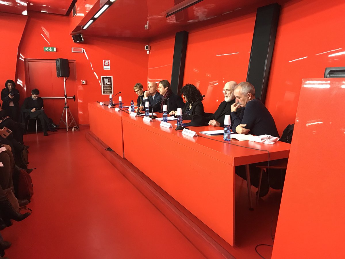 _cittadellarte's tweet photo. #Pistoletto alla presentazione di MACRO_asilo, l’innovativo progetto di Giorgio De Finis.
#21Dic #rd2017 #rebirthday @comuneroma https://t.co/qcu9UGjgxl
