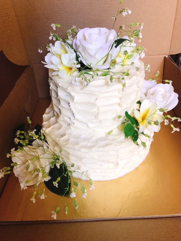 ccfmumbai's tweet photo. 25 years of love ❤️ 
#happyanniversary #anniversary #love #dedication #dessert #yum #custom #cake #flowers #pastel #bakery #happy #picoftheday #foodie #foodporn #foodgasm #foodpics #25years #family #celebration #mumbai #cupcakefactory https://t.co/yMNITesjEC