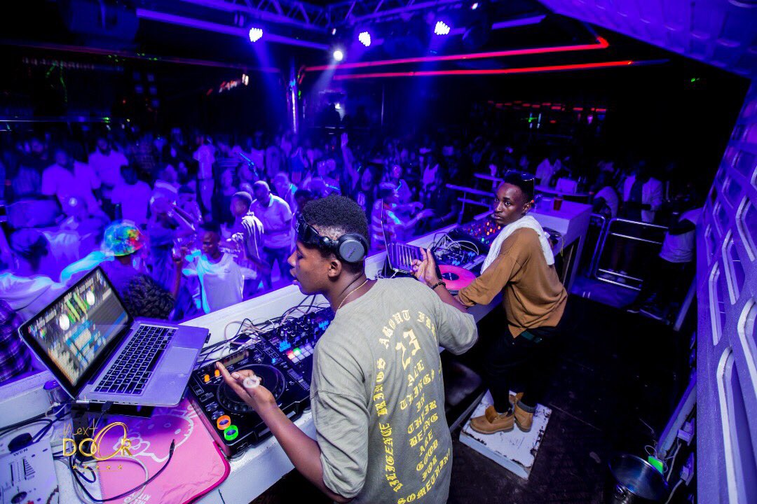 djlonark1's tweet photo. It's always lit when im on the deck #djlife #clubnextdoor #turnup https://t.co/a6OPog74IE
