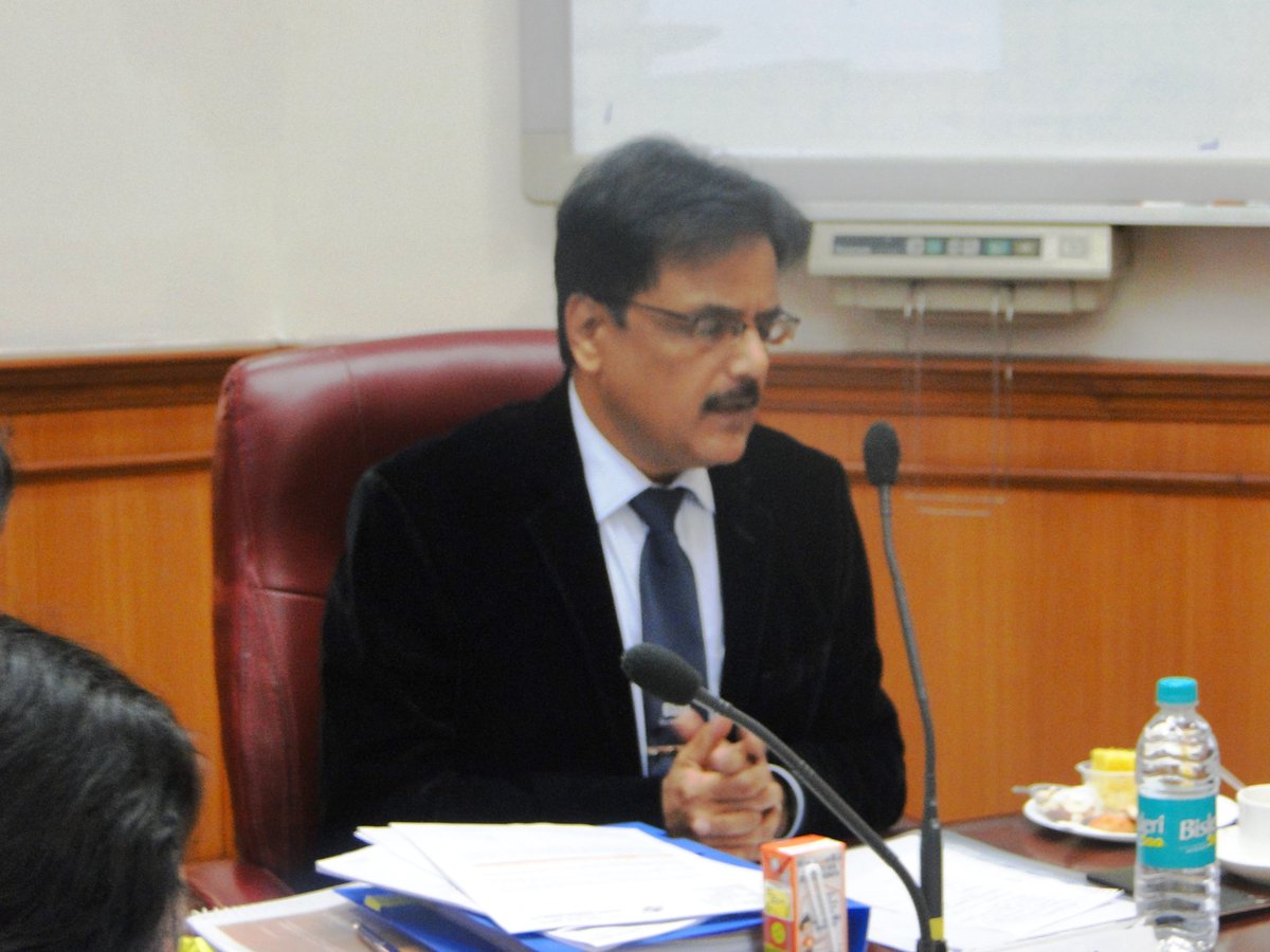 BSNLCorporate's tweet image. Full Board meeting of #BSNL held on 21.12.2017 BSNL Corporate Office, H.C Mathur Lane, Janpath. New Delhi.