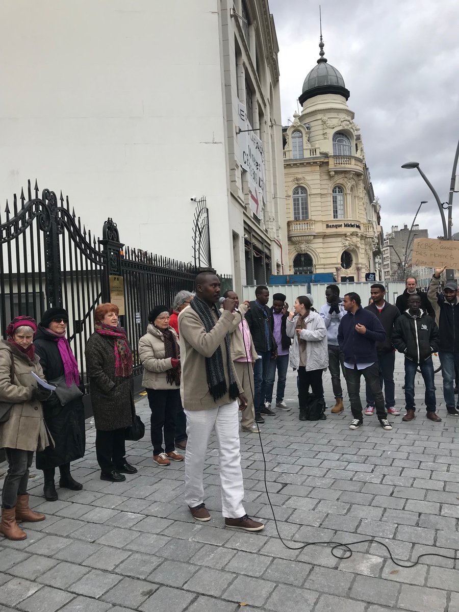 jfblancoMI's tweet photo. Hier nouvel ultimatum d’Isard-COS , @Prefet64 , avec menaces de coupures d’eau et d’électricité, pour contraindre les #réfugiés de #béterette à se rendre au #PRAHDA . Ces pressions doivent cesser. Respect du #droitd’asile @LaRepDpyrenees @SO_Pau @Bleu_Bearn @edaycard https://t.co/cv4Wz2KrIF