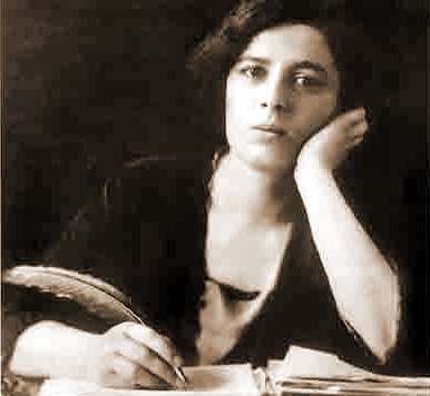 RebeccaWestSoc's tweet photo. Writer, journalist, feminist and political analyst Dame Rebecca West was born #onthisday 125 years ago https://t.co/rborLqeSGd