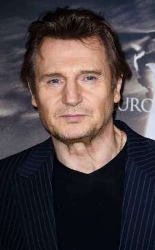 badswcasting's tweet image. Liam Neeson as LUKE in TLJ