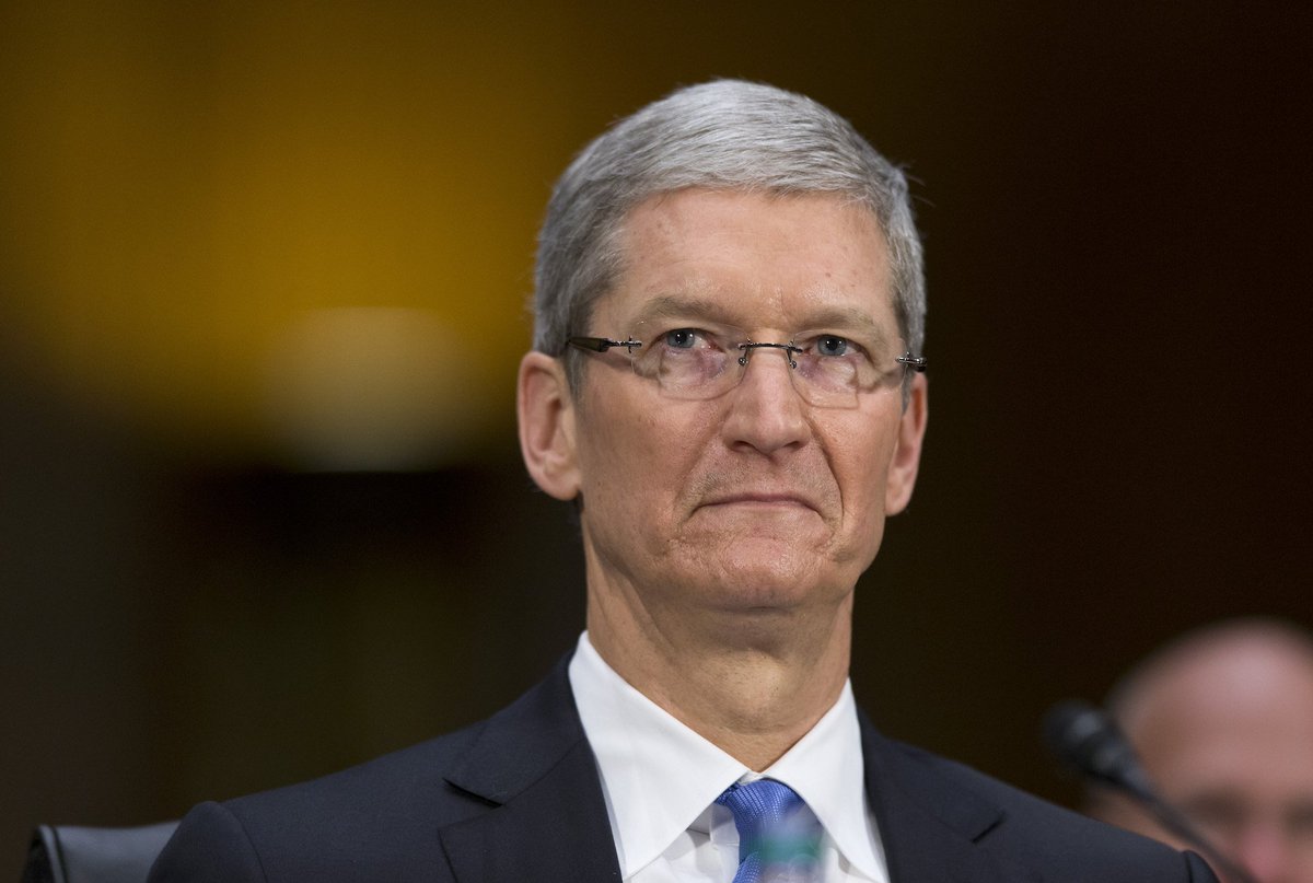 BusinessInsider's tweet image. Apple confirmed a conspiracy theory that customers have had for years — and now they have an even bigger reason to distrust the company read.bi/2z6qsxt