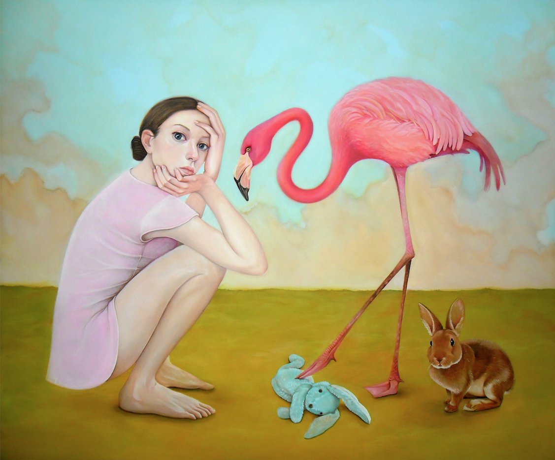 Sanatçı Gözde Baykara’yı kendine has kadın figürü resimleriyle tanıyoruz. Karşılaştığımızda, sanki bir masalın en buruk kısmına denk gelmişiz gibi bakan kadınlarından… Baykara ile yeni sergisi “Cennetinden Kovulan” vesilesiyle buluşup sohbet ettik. bit.ly/2p77TcO