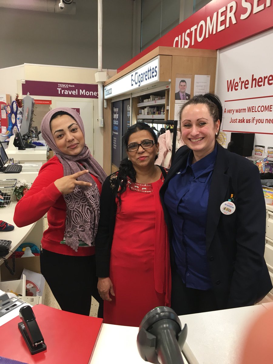 krystygill's tweet photo. Thank you so much girls from customer service desk ( Sharon, Tina, Jackie, Harrinder, Zubia and Gagan) for all your help and support @lcljersey https://t.co/N77Q0yKcAd