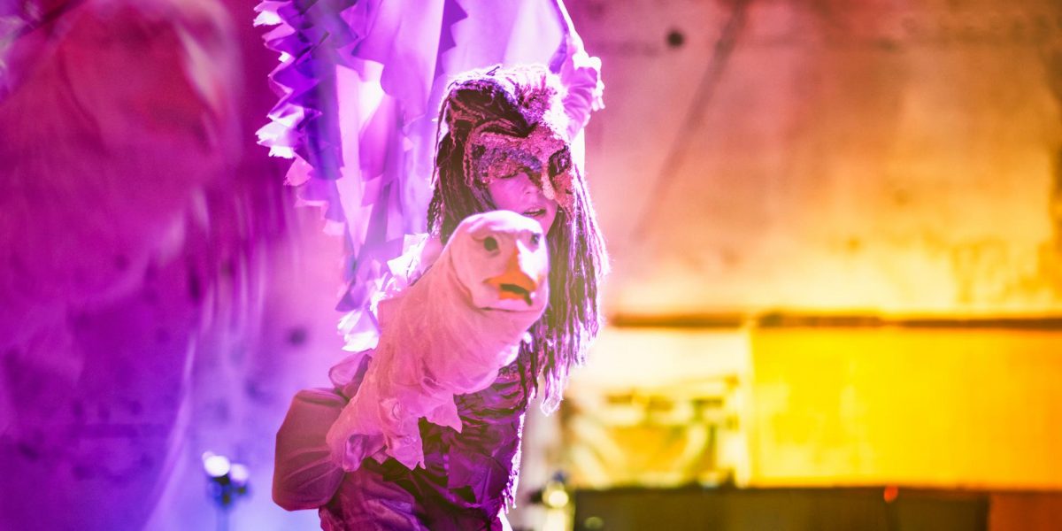 Niemand zal ontkennen dat entertainment een evenement maakt of kraakt. Des te uitdagender is het dus om vertier te vinden dat iedereen aanspreekt. Er wordt daarom in veel gevallen op safe gespeeld. Dat kan anders, vindt commercieel directeur Sybren Ophof. bit.ly/DF-Entertainme…