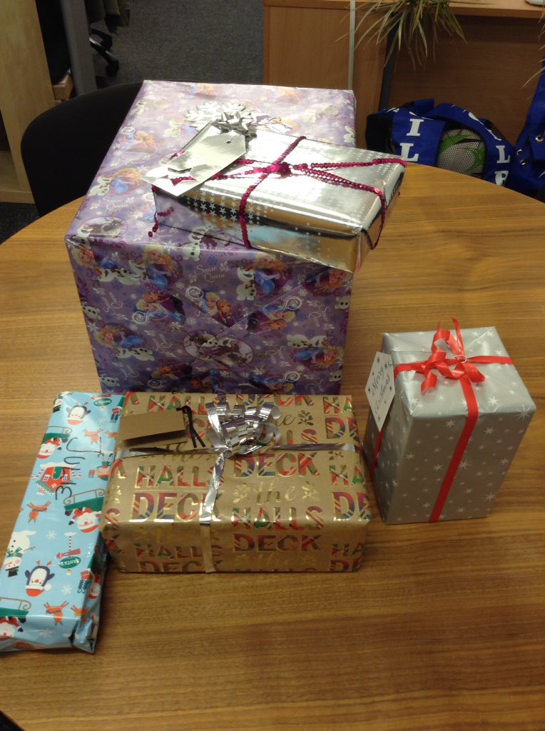 pmdcs's tweet image. Christmas has come early, Merry Christmas from everyone at PMD ✨🎄🎅🏻🎁