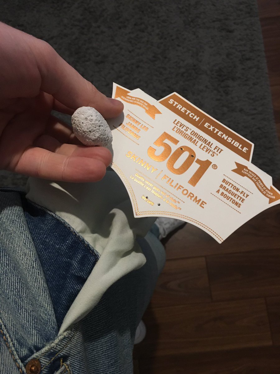 bugs_den's tweet photo. Dear @LEVIS just found a rock in my pocket from my fresh pair of Levis, do I win. Can I keep it? https://t.co/Dg26U2ssaJ