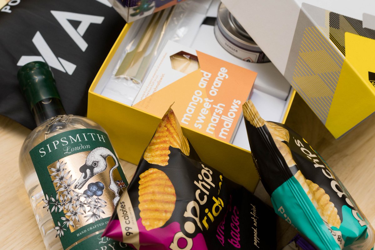 yada_events's tweet photo. Today's the day! It's #YADVENT this evening at @WeWorkUK Spitalfields! And here's the grand prize of our raffle to support @amymaytrust! Come buy a raffle ticket if you want the chance to win our to just support the cause ๐๐#nutallergiesAREserious https://t.co/all0ynYVxn