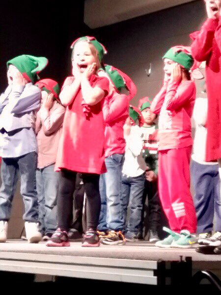 cathbern's tweet photo. So proud of these kiddos last night! What a great job done by all! Thank you @elodieclark for organizing this wonderful Primary concert! Thank you @Miss_Priest for your calm presence and support! @LionsOvalPS @SCDSB_Schools https://t.co/IHVAo9UxMF