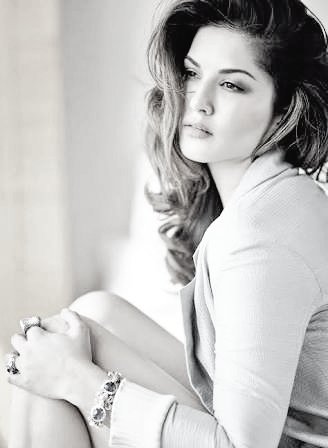 seemasimham's tweet photo. Resistance fighters : may the force be with you.
Sunny Leone : May the Manforce be with you.
#CondomAdControversy #StarWarsTheLastJedi #SunnyLeone @ManforceIndia https://t.co/5oVsg7oisV