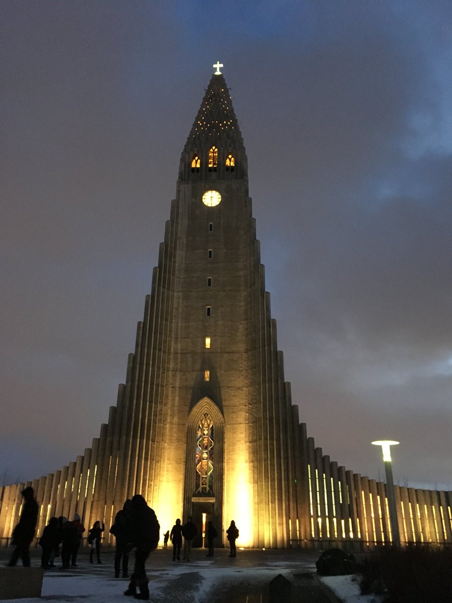 belviso134's tweet photo. #Hallgrímskirkja #Reykjavik #Iceland https://t.co/wUJtPsOqca