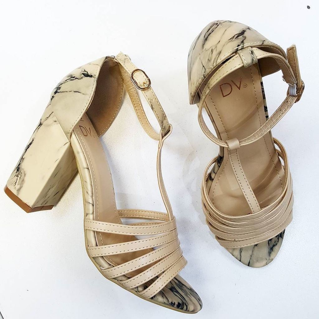 ChiChoBello_'s tweet photo. The MARBLE effect... New Arrivals in store!!!
🍭🍭🍭🍭
-
-
-
-
-
-
#chichobello #shoeoftheday #stylish #stylepost #fashionable #trendy #footwear #styleoftheday #fblogger #style #styling #fromwhereistand #onlineshopping #haul #outfitoftheday #styleblogger… https://t.co/FIDtkZ8Rkr https://t.co/M71xFmObWi